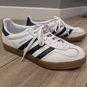 Adidas Gazelle size W7